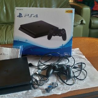 プレイステーション4(PlayStation4)のPS4 500GB Jet Black (CUH-2100A B01)(家庭用ゲーム機本体)