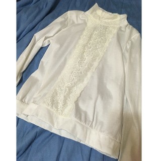 ハニーサックルローズ(HONEYSUCKLE ROSE)の白 ハイネック トップス(Tシャツ(長袖/七分))