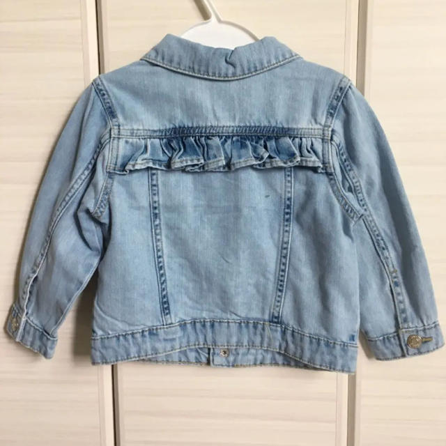 H&M(エイチアンドエム)の新品♡H&M 85 フリル Gジャン デニムジャケット キッズ/ベビー/マタニティのベビー服(~85cm)(ジャケット/コート)の商品写真