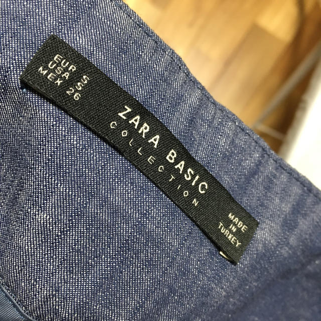 ZARA(ザラ)の新品未使用 ZARA ハイウエスト パンツ レディースのパンツ(カジュアルパンツ)の商品写真