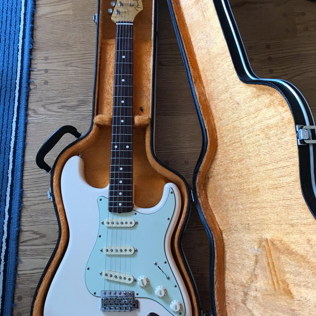 ギターfender japan 40周年記念モデル