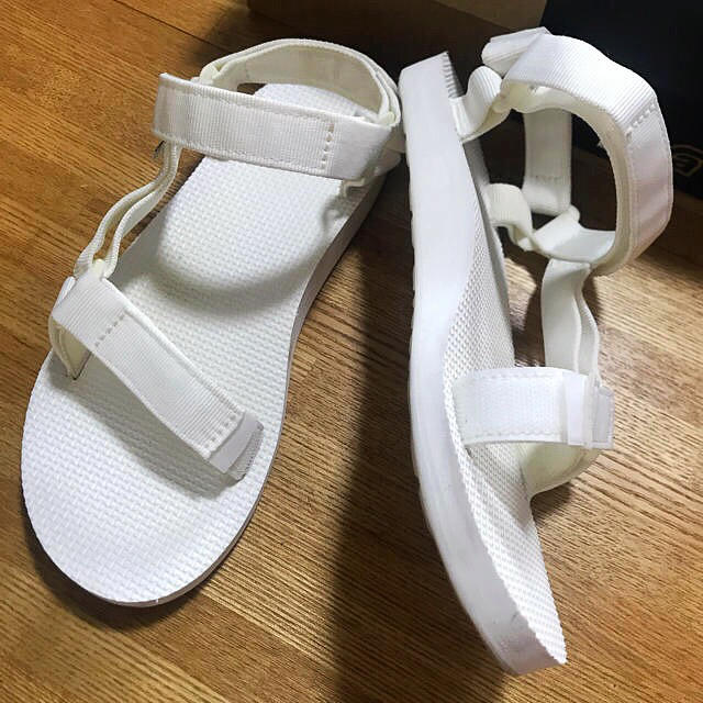 Teva(テバ)の美品 TEVA サンダル レディースの靴/シューズ(サンダル)の商品写真