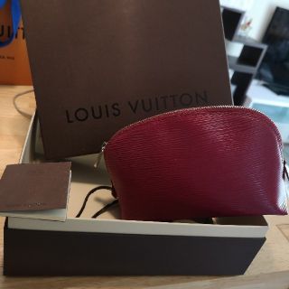 ルイヴィトン(LOUIS VUITTON)のルイヴィトン　エピ　ポーチ　コスメポーチ(ポーチ)