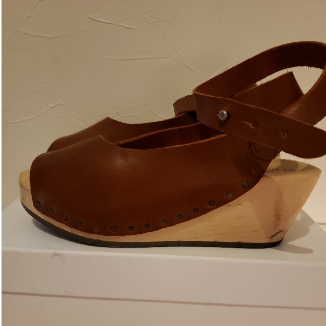 trippen(トリッペン)のトリッペン　ウッドサンダル　ブラウン レディースの靴/シューズ(サンダル)の商品写真