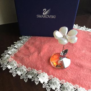 スワロフスキー(SWAROVSKI)のスワロフスキー置物  花飾り  (置物)