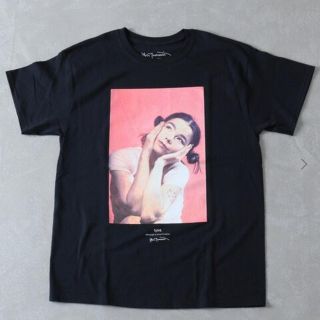 ジャーナルスタンダード(JOURNAL STANDARD)の【ジャーナルスタンダード】BJORK Tシャツ(Tシャツ/カットソー(半袖/袖なし))