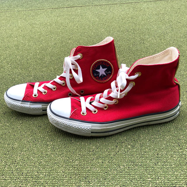 CONVERSE(コンバース)の値下げ コンバース FD HI レッド USED レディースの靴/シューズ(スニーカー)の商品写真