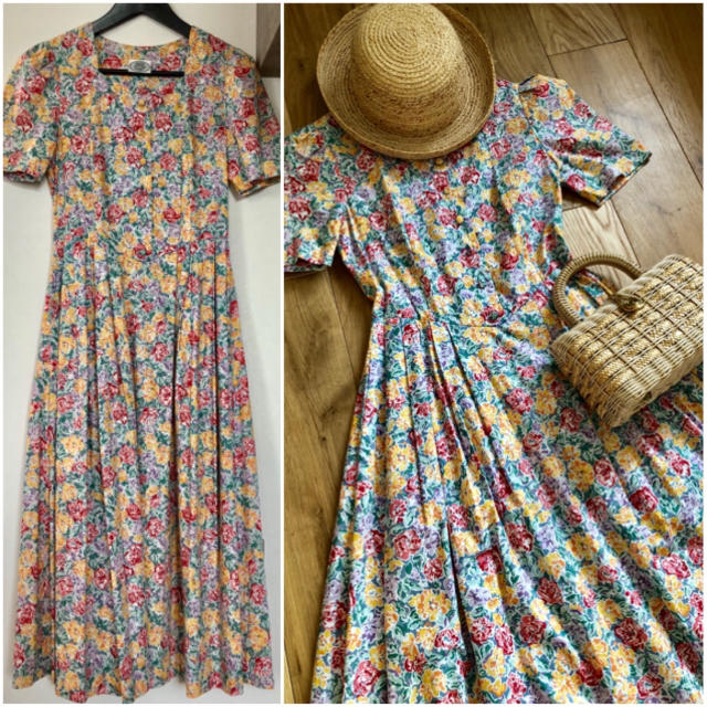 LAURA ASHLEY(ローラアシュレイ)のレトロ花柄ワンピース レディースのワンピース(ロングワンピース/マキシワンピース)の商品写真