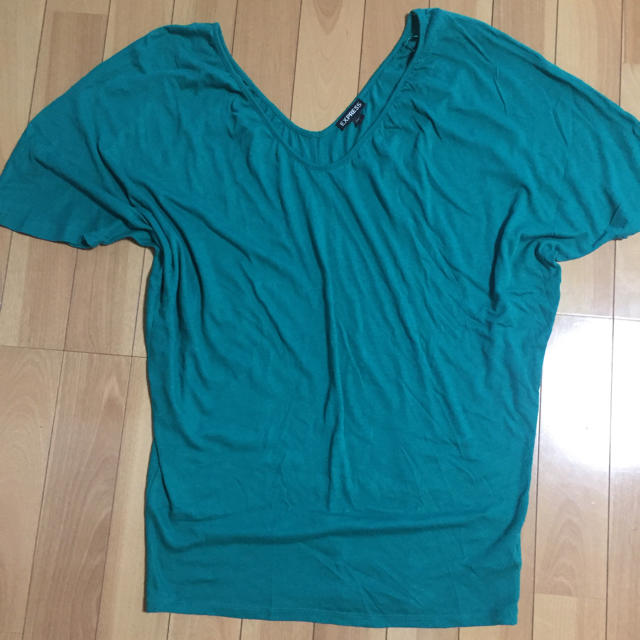AZUL by moussy(アズールバイマウジー)のアメリカブランドエクスプレスカットソーグリーンマウジースライザラ レディースのトップス(Tシャツ(半袖/袖なし))の商品写真