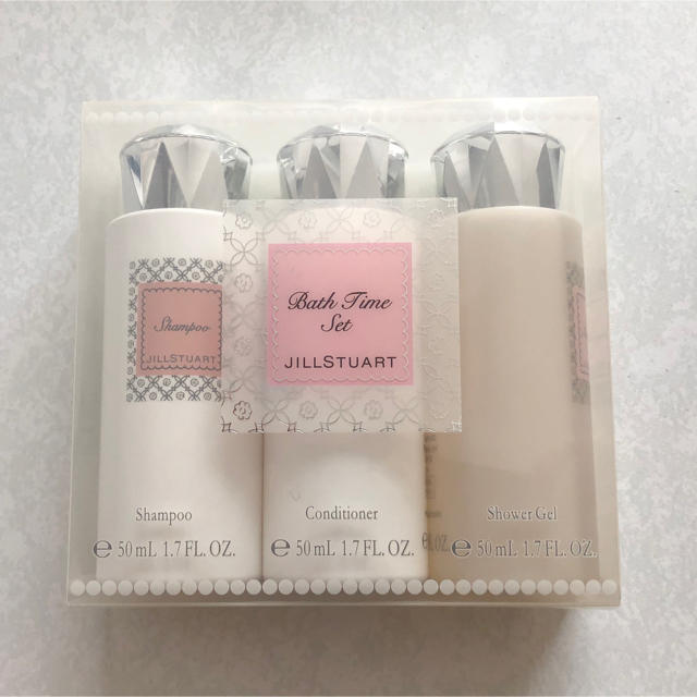 JILLSTUART(ジルスチュアート)の【新品】JILLSTUARTシャンプー コスメ/美容のヘアケア/スタイリング(シャンプー)の商品写真