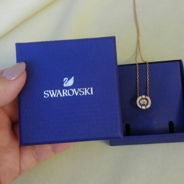 SWAROVSKI(スワロフスキー)のスワロフスキー　ダンシングネックレス レディースのアクセサリー(ネックレス)の商品写真