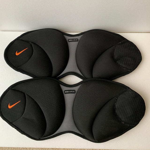 NIKE(ナイキ)のアンクルウェイト NIKE ナイキ スポーツ/アウトドアのトレーニング/エクササイズ(トレーニング用品)の商品写真