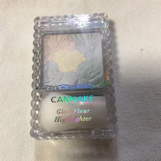 キャンメイク(CANMAKE)のキャンメイク グロウフルール ハイライター (チーク)