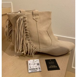 ザラ(ZARA)の専用！ZARA 本革 レザー ベージュ ショートブーツ ウエスタン 25.5(ブーツ)