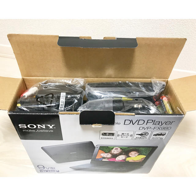 SONY(ソニー)の展示品 SONY 9V型 ポータブルDVDプレーヤー DVP-FX980  スマホ/家電/カメラのテレビ/映像機器(DVDプレーヤー)の商品写真