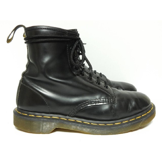 Dr.Martens(ドクターマーチン)の激安！【定価￥25920】ドクターマーチンUK8ブラック8ホール黒 メンズの靴/シューズ(ブーツ)の商品写真