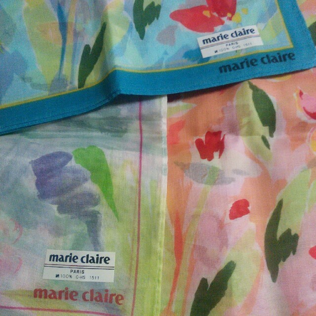 Marie Claire(マリクレール)のmarie claireハンカチ3色3枚セット レディースのファッション小物(ハンカチ)の商品写真
