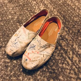 トムズ(TOMS)のスリッポン 22センチ トムス(スリッポン/モカシン)