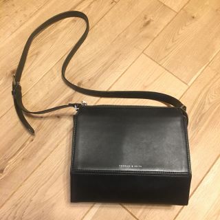 チャールズアンドキース(Charles and Keith)のCHARLES&KEITH ショルダーバッグ 黒(ショルダーバッグ)