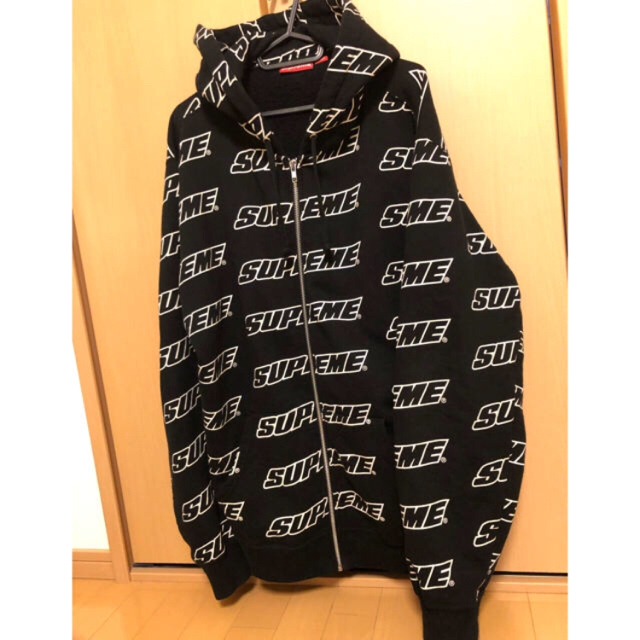 Supreme(シュプリーム)のsupreme メンズのトップス(パーカー)の商品写真