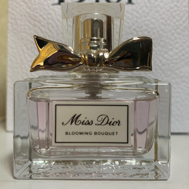 Miss Dior ブルーミングブーケ 香水