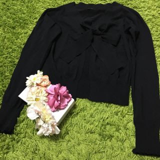 トゥービーシック(TO BE CHIC)のTo be chic❤︎上品なリボンタイカーディガン黒(カーディガン)