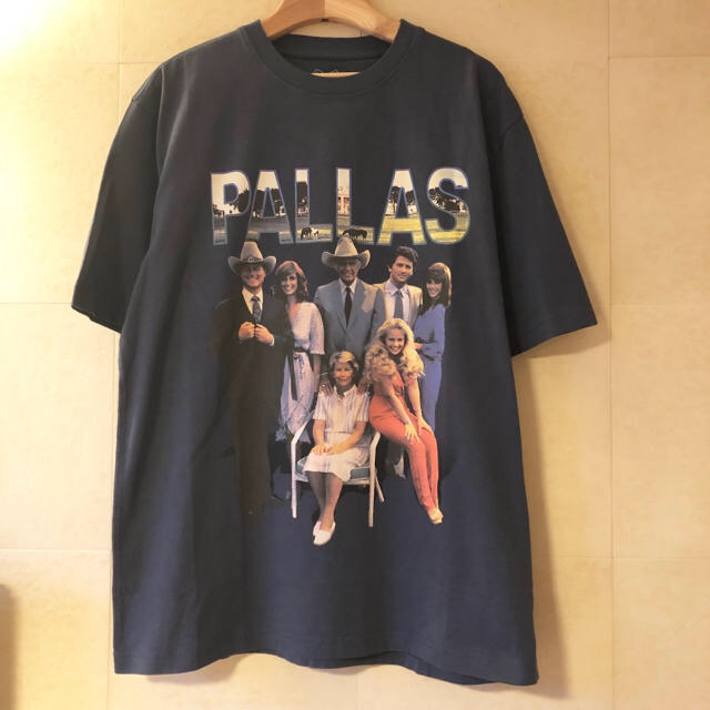 公式セール Palace skateboarding Pallas Tee univ-silkroad.uz