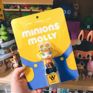 minion x mollyフィギュア