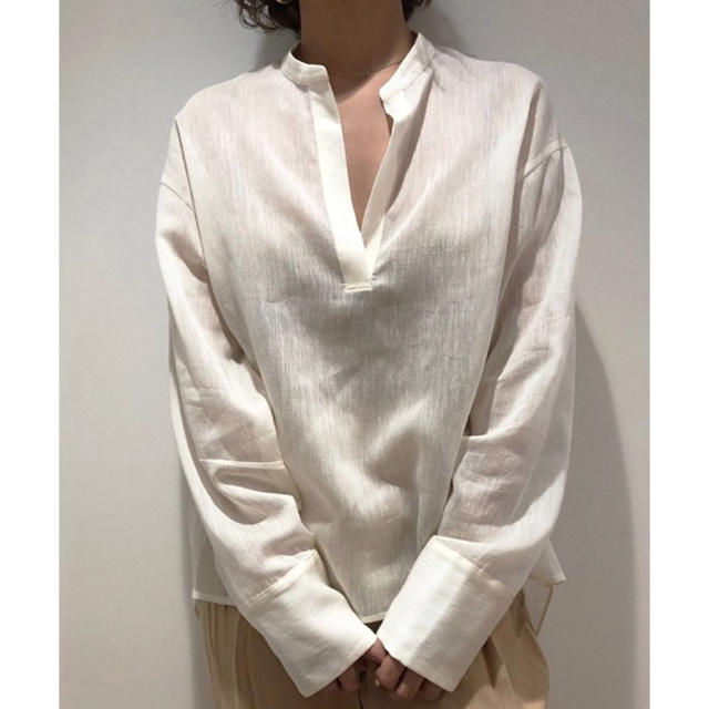 トゥディフル   Back Slit Shirts