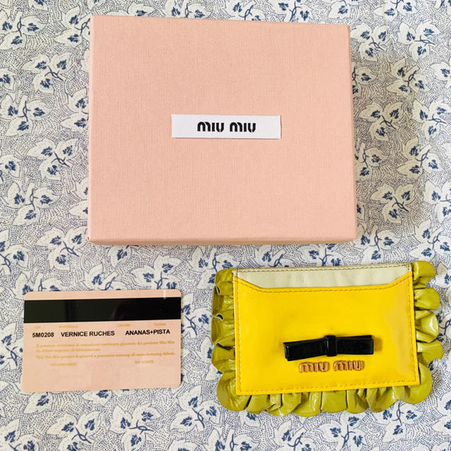 miu miu♡新品リボンパスケース