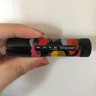 ケイト(KATE)のケイト CCリップ レッド カモフラ柄 新品 (リップケア/リップクリーム)