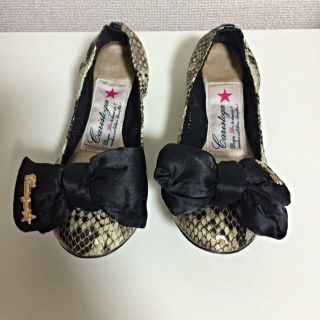 値引！パイソン黒リボン バレエシューズ(ハイヒール/パンプス)