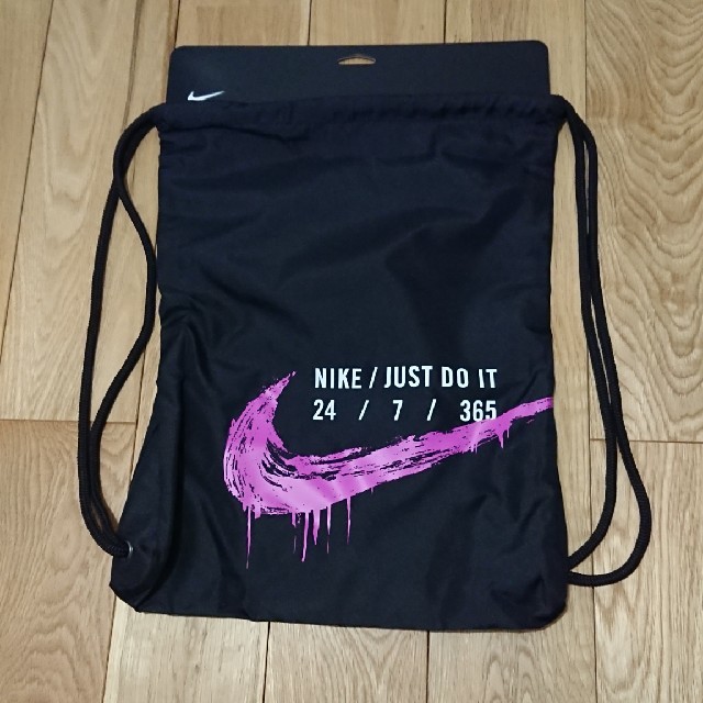 NIKE(ナイキ)のNIKE ナイキ ナップサック YTH ジムサック ブラック ジュニア レディースのバッグ(リュック/バックパック)の商品写真