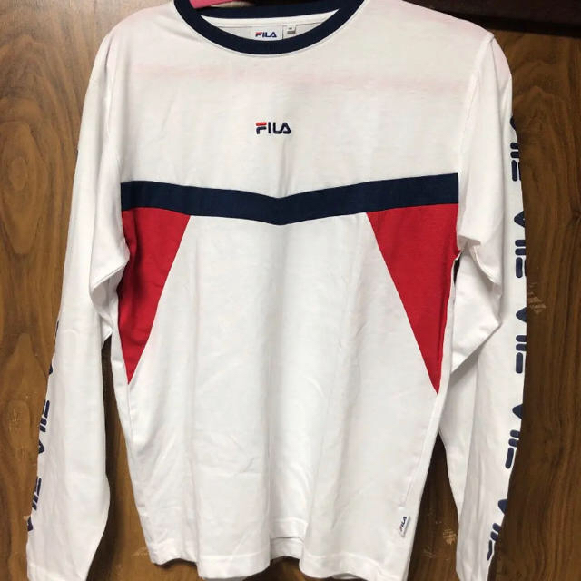 FILA(フィラ)のFILA 長袖Tシャツ レディースのトップス(Tシャツ(長袖/七分))の商品写真