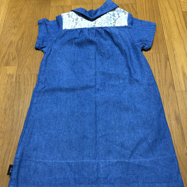 ベルメゾン(ベルメゾン)のベルメゾン デニムワンピース 100 キッズ/ベビー/マタニティのキッズ服女の子用(90cm~)(ワンピース)の商品写真