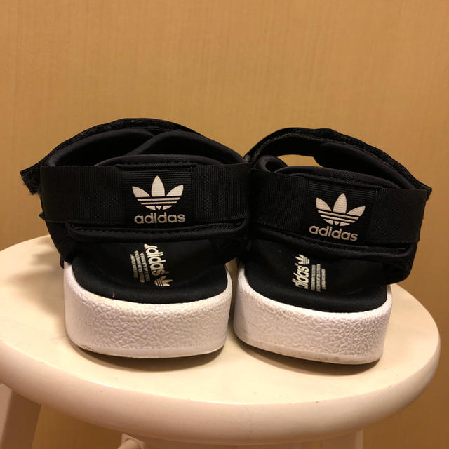 adidas(アディダス)の【okina様専用】アディレッタ  adidas レディースの靴/シューズ(サンダル)の商品写真