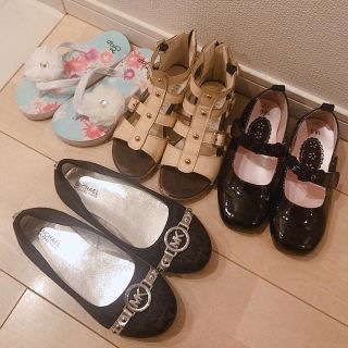 マイケルコース(Michael Kors)の最終値下げ！！子供 キッズ 靴 サンダル ☆４点セット☆18cm マイケルコース(サンダル)