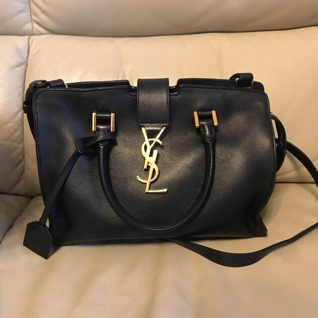 良い品しかない！YSL サンローラン ベイビーカバス ショルダーバッグ