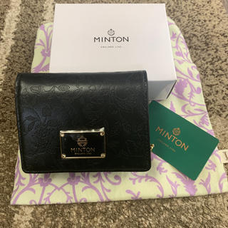 ミントン(MINTON)のＭＩＮＴＯＮ 新品未使用✨牛革花柄型押し財布(財布)