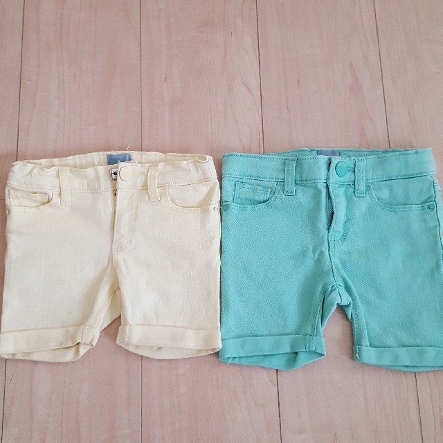 babyGAP(ベビーギャップ)のbabyGap デニム ショートパンツ 2点セット キッズ/ベビー/マタニティのベビー服(~85cm)(パンツ)の商品写真