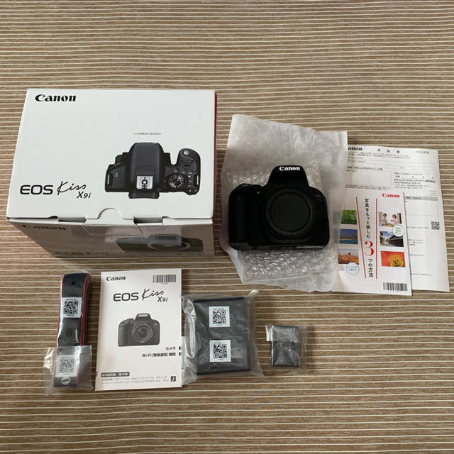 Canon kiss  X9i ボディーのみ