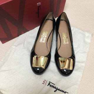 サルヴァトーレフェラガモ(Salvatore Ferragamo)のフェラガモ パンプス(ハイヒール/パンプス)