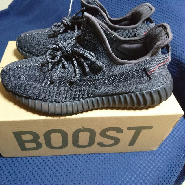 専用yeezy boost 350 V2 black 27cm