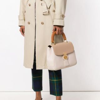 バーバリー(BURBERRY)の専用  バーバリー  DK88  ハンドバッグ(ハンドバッグ)