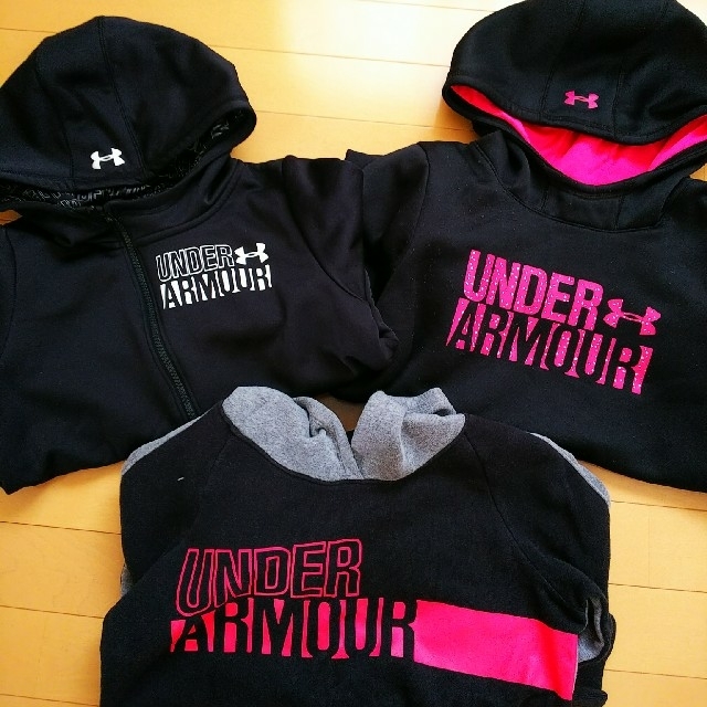 UNDER ARMOUR(アンダーアーマー)のアンダーアーマー★パーカー フード 三点set キッズ/ベビー/マタニティのキッズ服女の子用(90cm~)(ジャケット/上着)の商品写真