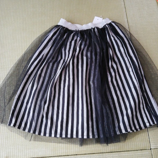 GU(ジーユー)のGU、ストライプチュールスカート キッズ/ベビー/マタニティのキッズ服女の子用(90cm~)(スカート)の商品写真