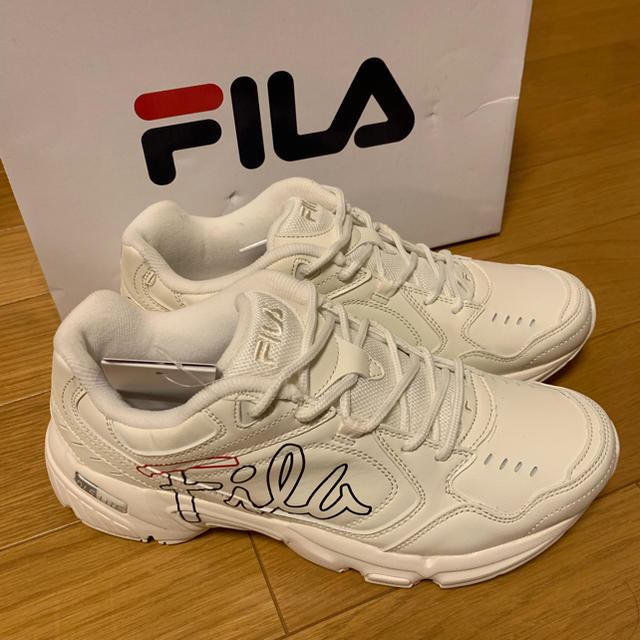 【新品未使用箱付き】フィラ FILA 大人気 ロゴ スニーカー ホワイト