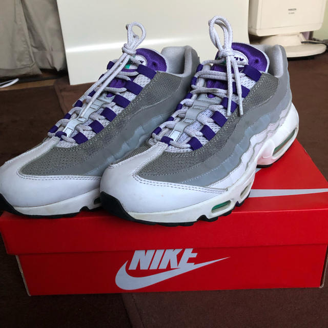 メンズNIKE AIR MAX 95 グレープ