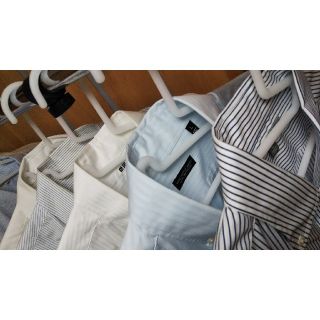 ユニクロ(UNIQLO)のまいきち様専用ユニクロ長袖Yシャツ6枚Ｌsize(シャツ)