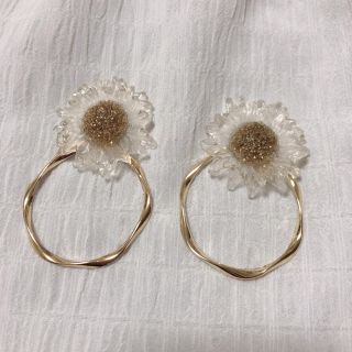 フーズフーチコ(who's who Chico)のクリアフラワーピアス♡2way (ピアス)